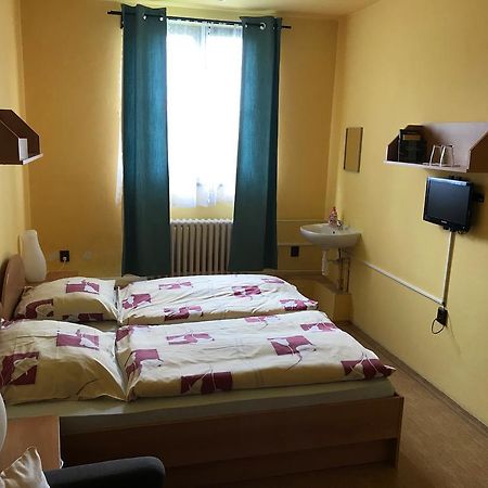 Penzion Janovice Janovice nad Uhlavou Экстерьер фото